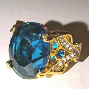 Elegant Blue and Gold Women's Ring Sz 13